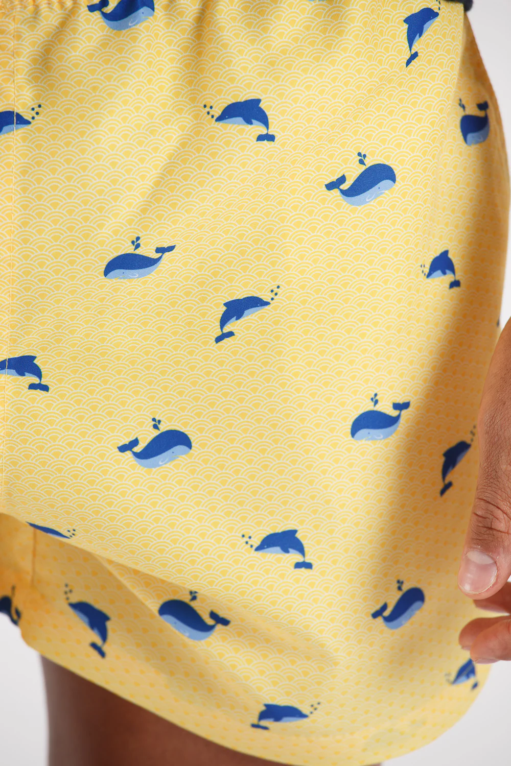 Bañador delfines estampado - Image 12