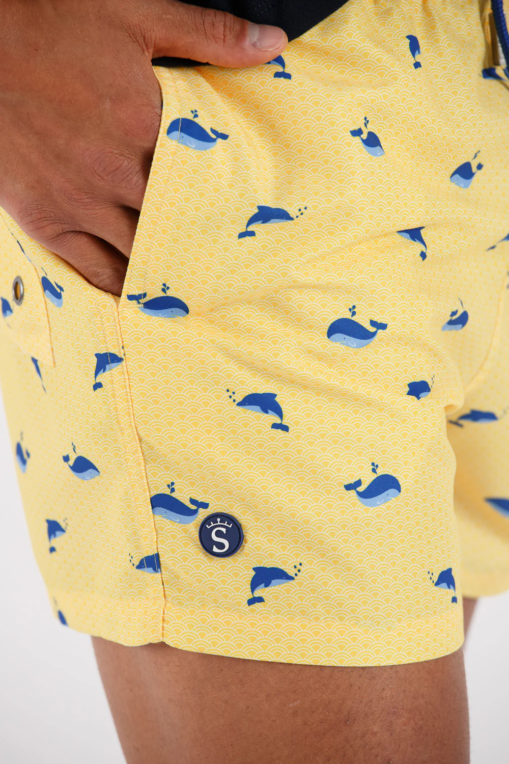 Bañador delfines estampado - Image 2