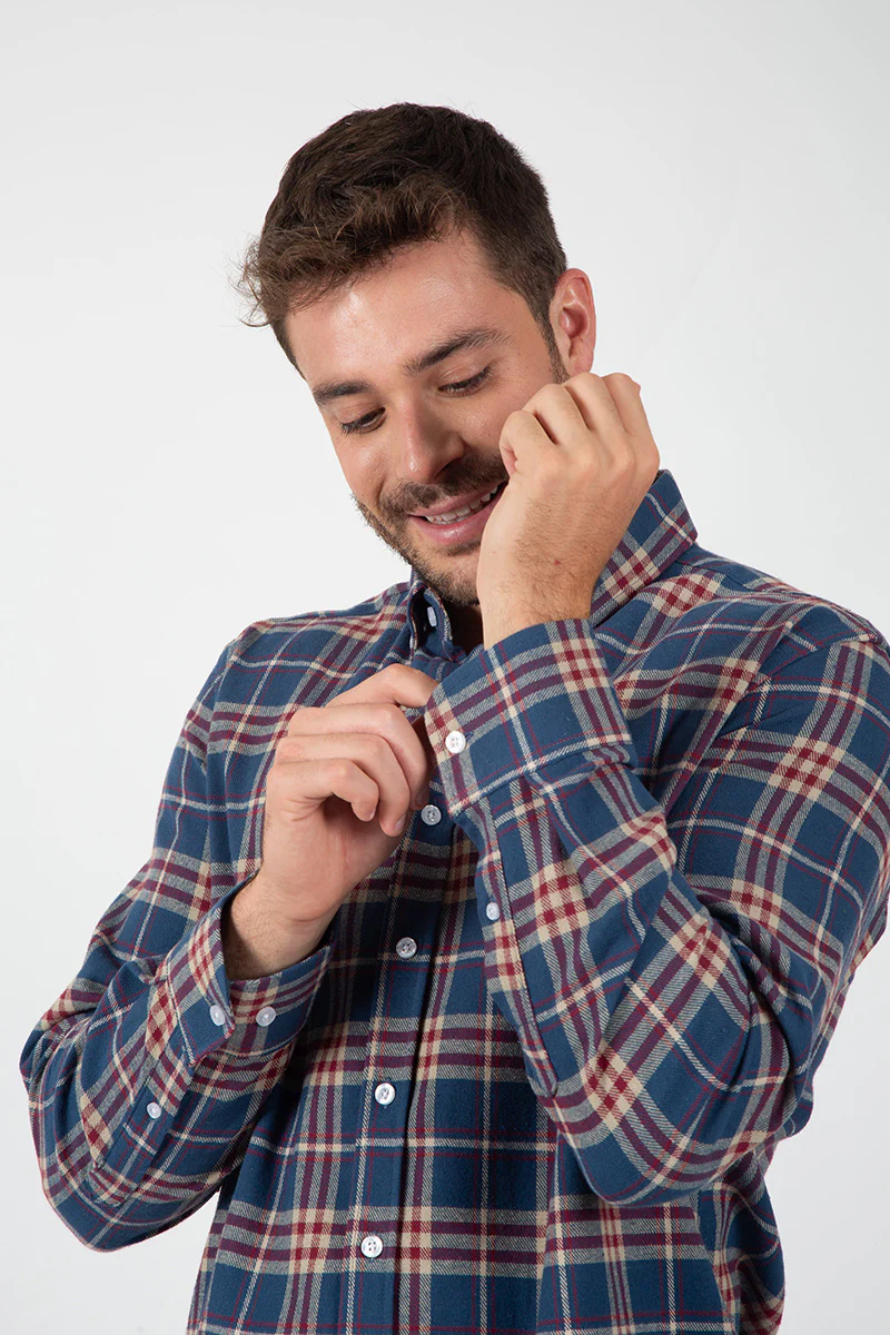 Camisa Cuadros Marino y Granate - Image 3