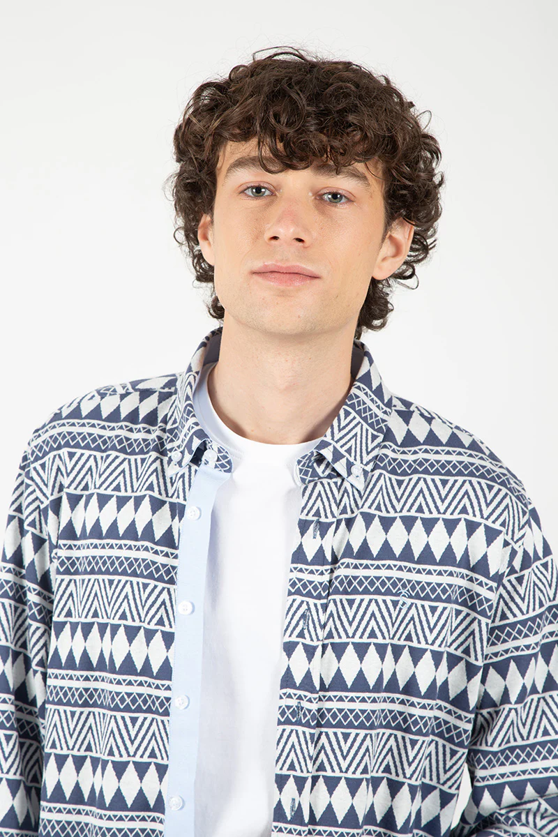 Sobrecamisa estampada etnica - Image 4
