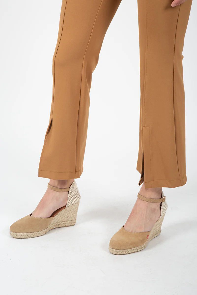 Pantalón tostado - Image 3