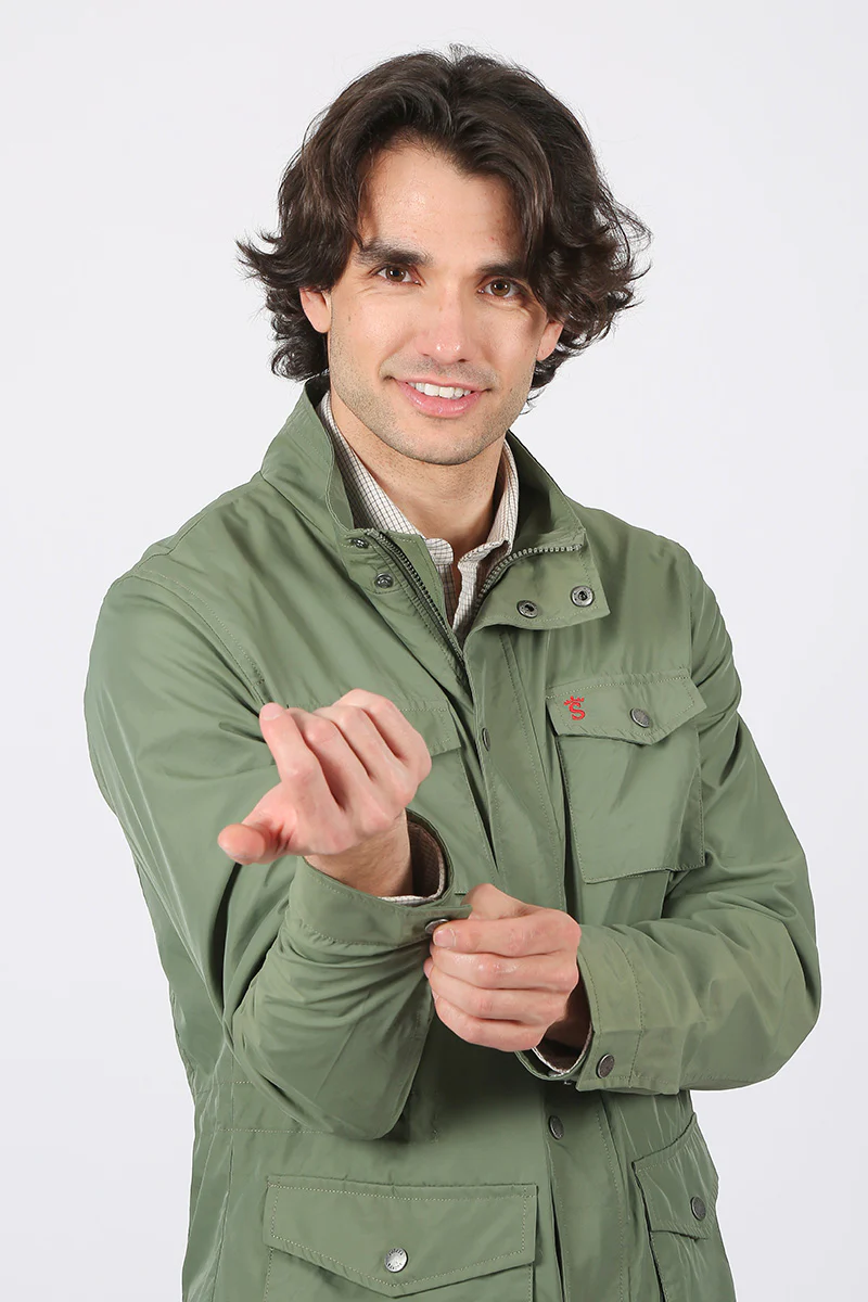 Parka Chubasquero Verde - Image 4