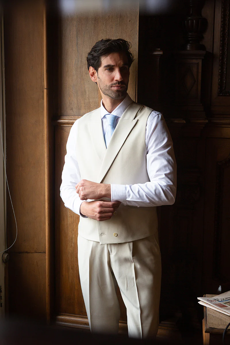 Traje BEIGE - Image 3