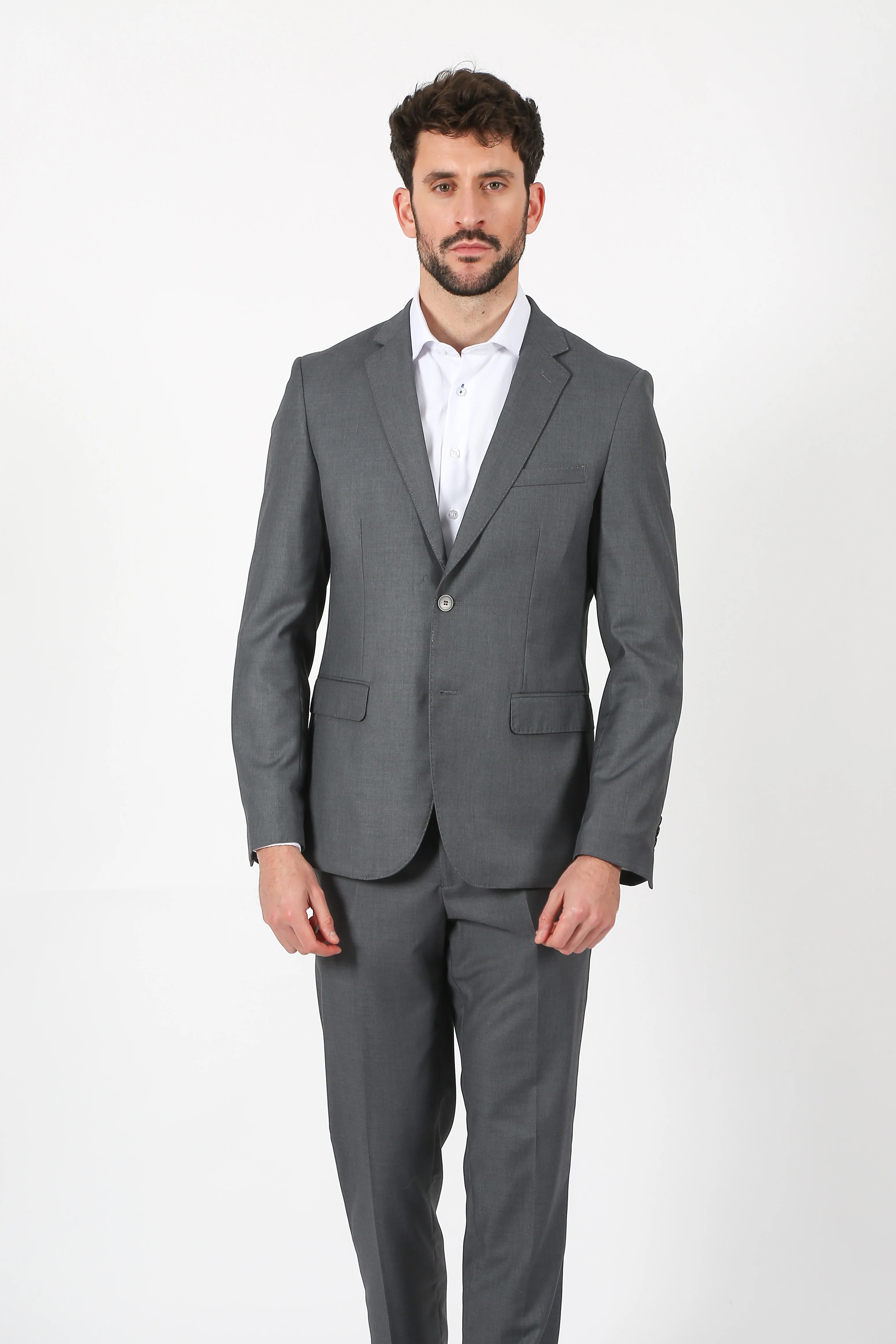 Traje Gris - Image 3