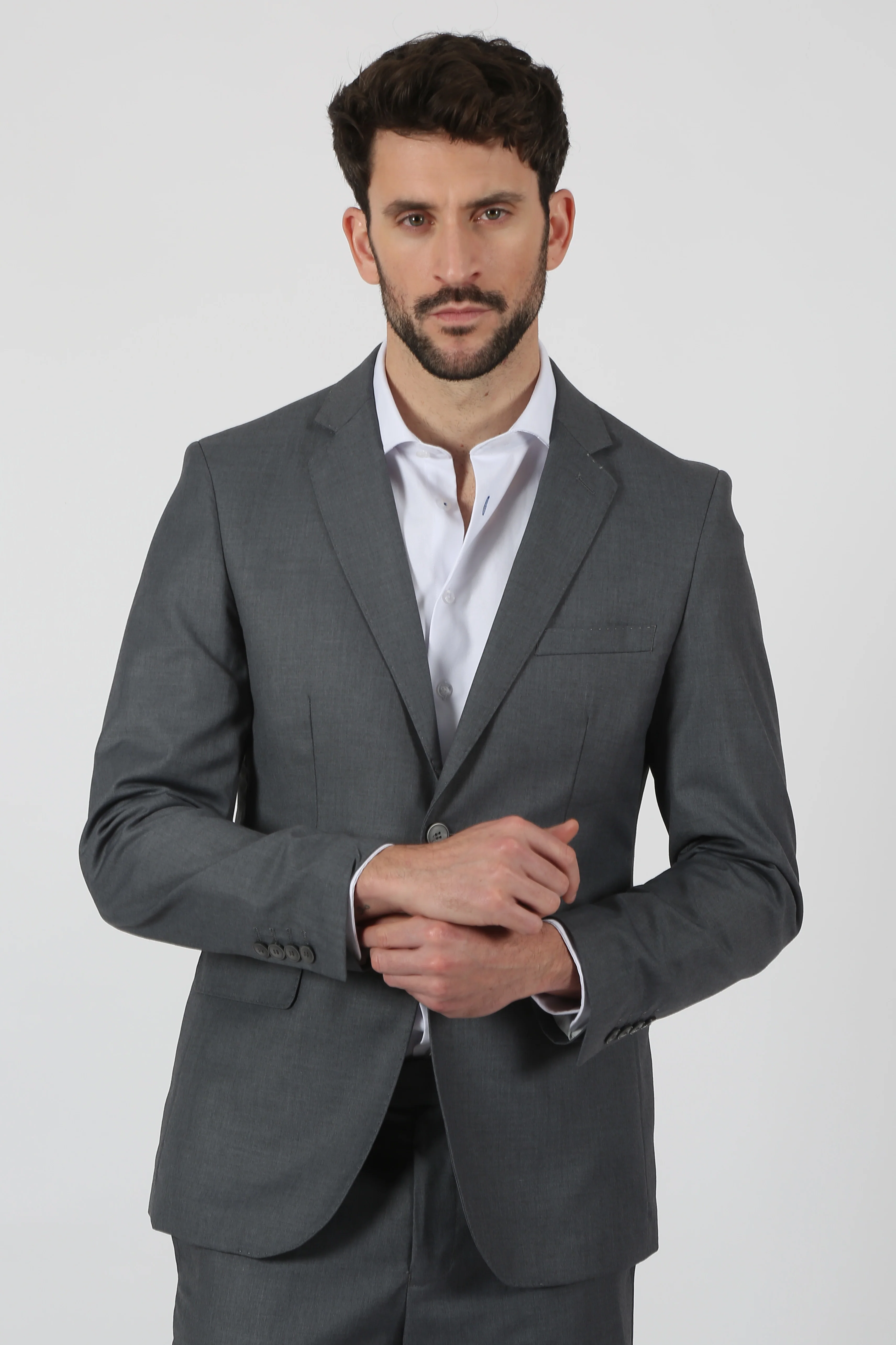Traje gris marengo